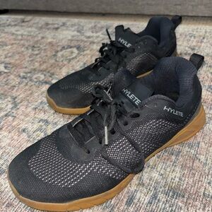 Hylete Black Circuit II 9.5 Men's Shoes